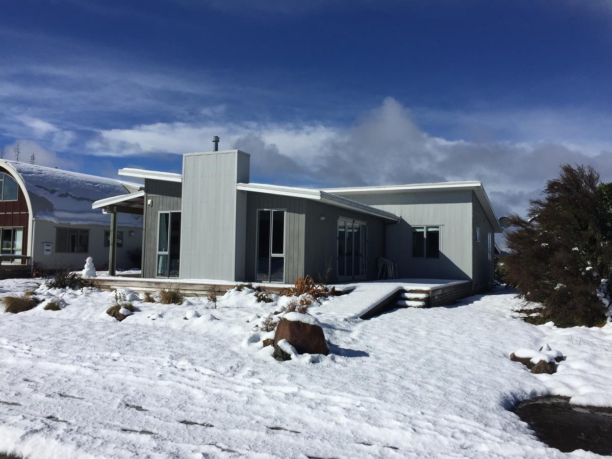 Вилла Ruapehu Retreat Нешнел-Парк Экстерьер фото